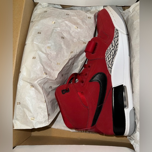 Jordan Legacy 312 - Picture 2 of 8